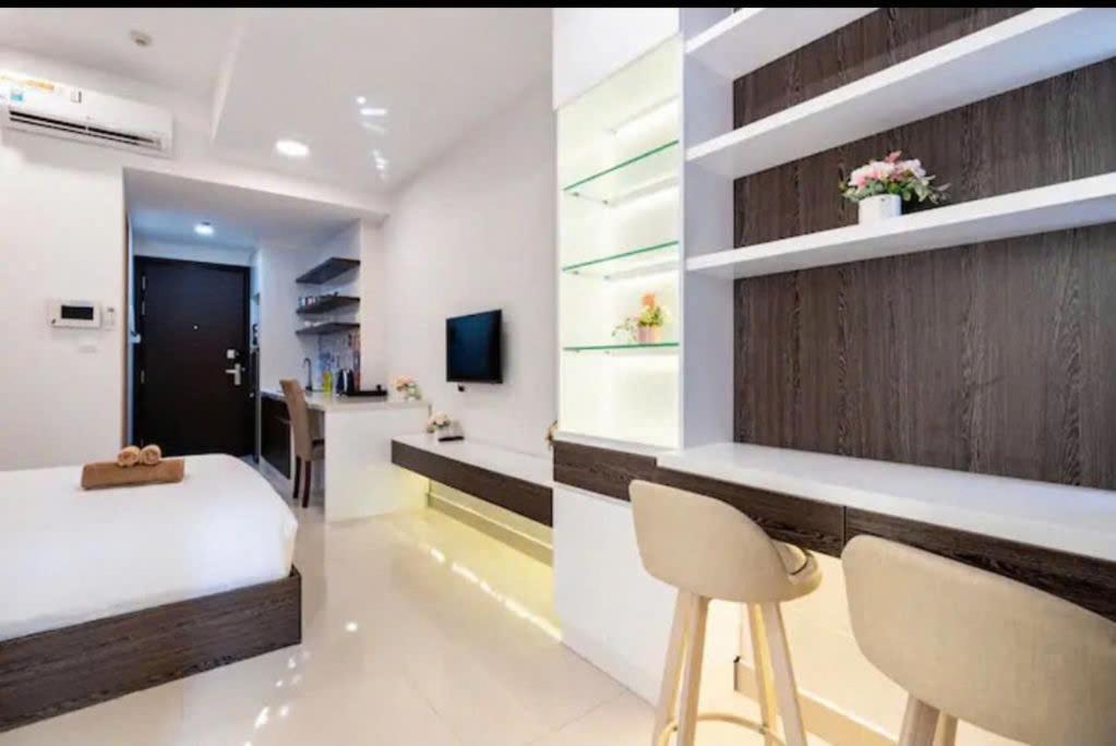 Căn hộ Rivergate, 1 Bedroom Center *